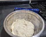Foto del paso 2 de la receta: Focaccia de ajo confitado y masa madre