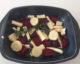 A picture of step 2 of Roasted parsnips,beetroot and rosemary.