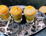 A picture of step 4 of Pani poori.
