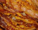 Foto del paso 3 de la receta: Huevos fritos con bacon