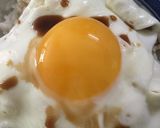 Hình bước làm 1 của món Các cách chiên trứng ốp la đơn giản nhất