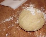 Foto del paso 1 de la receta: Rollos hojaldrados de ciruela y pasas