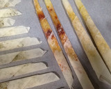 Foto del paso 9 de la receta: Palitos especiados de pasta filo