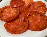 Foto del paso 3 de la receta: Ensalada de coliflor al horno con tomate