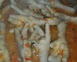 Foto langkah ke 3 dari resep Ceker Pedas Merco Daun Jeruk.