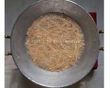 Foto langkah ke 5 dari resep Keripik Kulit Wortel.
