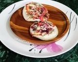 A picture of step 4 of Mini Uttapam Pizza.