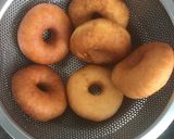 Hình bước làm 2 của món Bánh Donut