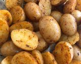 A picture of step 3 of Oven-Roasted Baby Potatoes with Paprika.