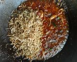 Foto langkah ke 7 dari resep Sayur Daun Ubi Tumbuk & Sambel Teri Kecombrang.