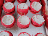 Bignè craquelin con panna e lamponi