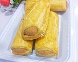 A picture of step 4 of Easy Classic Sausage roll.