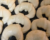 Foto del paso 7 de la receta: Medialunas de manteca (Fáciles y ricas!)