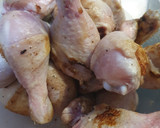 Foto del paso 1 de la receta: Pollo en salsa de verduras en olla express