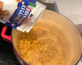 Une image de l'étape 4 de Tagliatelles sauce crémeuse épinard et crevettes.