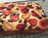 Foto langkah ke 8 dari resep FRUITS Pastry CAKE.