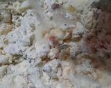 Foto del paso 6 de la receta: Pancitos con salame y semillas