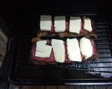 Foto del paso 6 de la receta: Lomo en tira a la calabrese con coreanito relleno