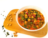 Foto del paso 9 de la receta: Guiso de garbanzos con verduras