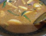 Foto langkah ke 3 dari resep Kareng teucrah (tumis ikan teri).