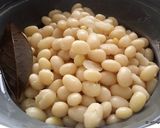 Une image de l'étape 1 de Salade tiède de haricots coco.