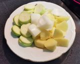 Foto del paso 2 de la receta: Crema de Calabacín, pipas y torreznos