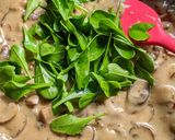 A picture of step 8 of Creamy Mushroom and Spinach Toast.