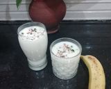A picture of step 3 of Banana & Almonds Smoothie.