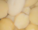 A picture of step 1 of French fry and egg sauce.