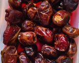 Foto langkah ke 1 dari resep Es Susu Kurma.