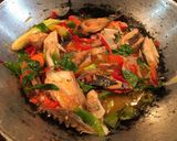 Foto langkah ke 3 dari resep Pindang Tongkol Masak Kemangi.