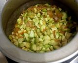 A picture of step 7 of Vegetable gravy 🥒 🥒🧅🧄🥘.