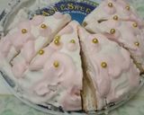 A picture of step 8 of Cream cake.