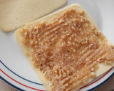 Foto del paso 2 de la receta: Rollitos de queso y carne de membrillo