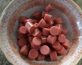 Foto langkah ke 2 dari resep Sosis goreng tepung.
