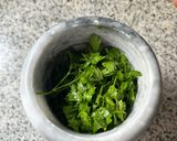 Foto del paso 1 de la receta: Pesto en mortero 💚