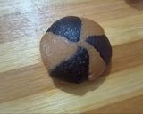 A picture of step 6 of Double Layer Chocolate Peda.