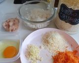 Gambar langkah 1 resipi Bola² nasi + ayam for baby 8month+.