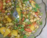 A picture of step 3 of Haryali chana chaat.