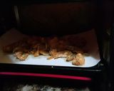 A picture of step 1 of Pizza Burgers.
