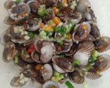 Foto langkah ke 7 dari resep Kerang Saus Thai.