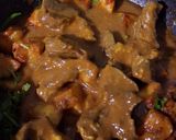 A picture of step 14 of Shaljam Gosht.
