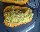 Une image de l'étape 3 de Butternut farci légumes et curry.