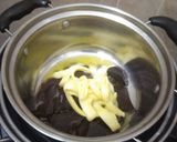 Foto langkah ke 2 dari resep Brownies Kukus Coklat Premium.