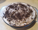 A picture of step 9 of Oreo Pie with Chocolate Pudding.