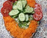 عکس مرحله 1 از دستور تزئین سالاد کاهو و کلم