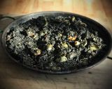 Foto del paso 7 de la receta: Arroz negro con salsa allioli