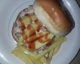 A picture of step 7 of Shredded chicken burger.