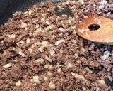 A picture of step 1 of South African Curry mince.