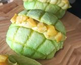 Foto langkah ke 8 dari resep Melon Pan Es Teler.